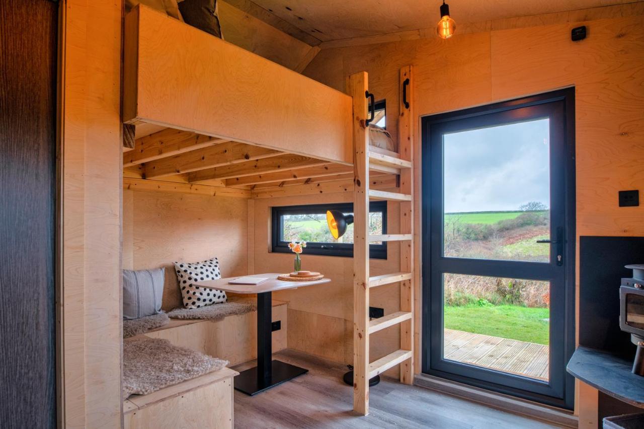 Luxury Glamping Cabin With Outdoor Bath On Cornish Flower Farm Truro Zewnętrze zdjęcie